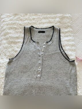 Gray Texture Cashmere Knit Button-Up Sleeveless Top